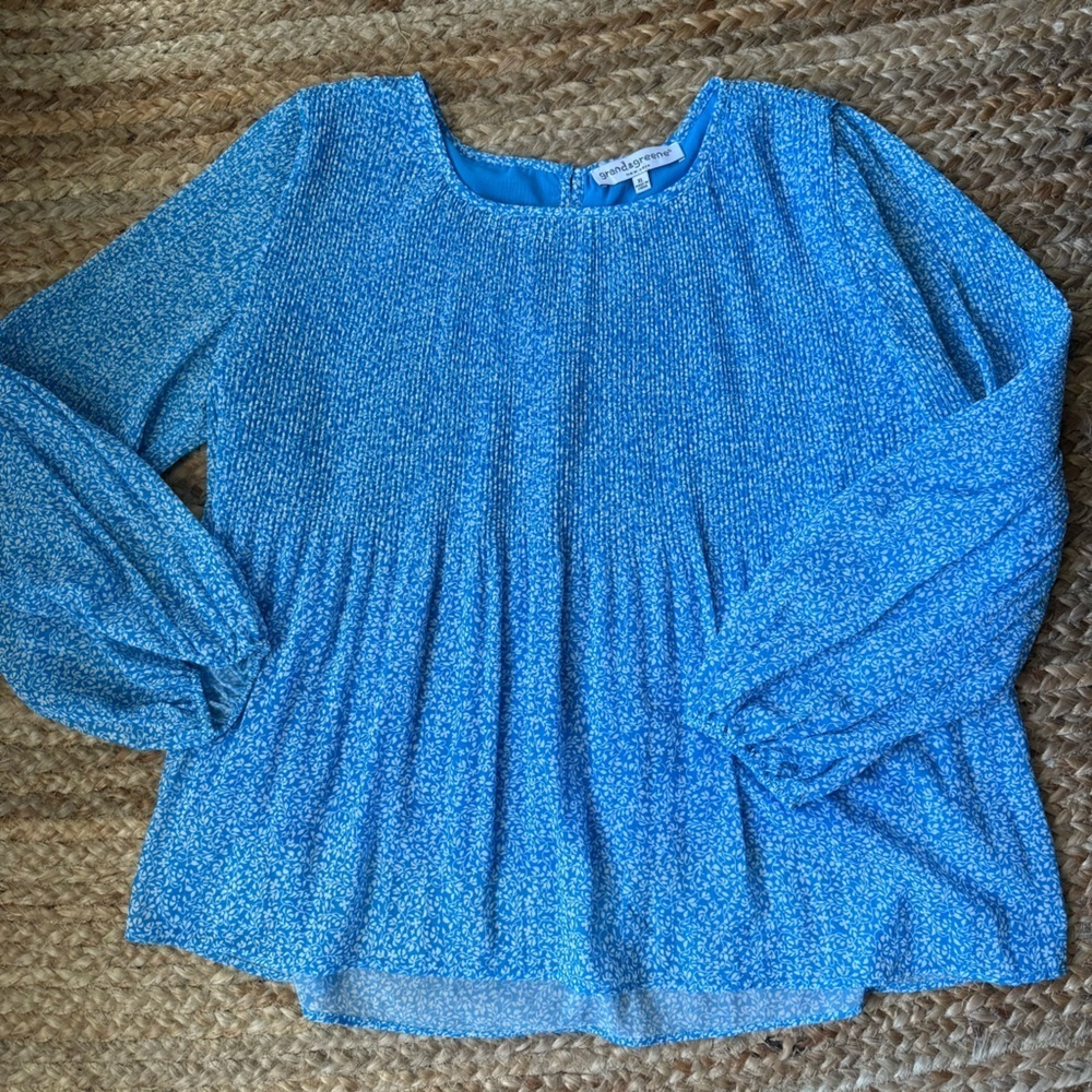 Grand & Greene Women’s XL Bright Blue & White Floral Flowy Blouse Top